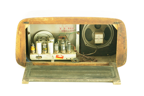 ancien poste radio lampes