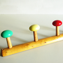 porte-manteau vintage bois et plastique