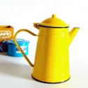 Ancienne th�i�re �maill�e jaune